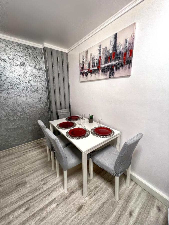 Luxor Ultra-Central Apartments Sibiu Eksteriør bilde