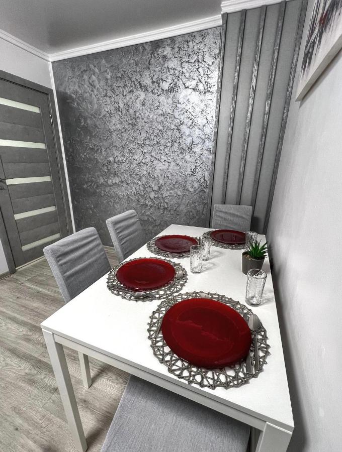 Luxor Ultra-Central Apartments Sibiu Eksteriør bilde