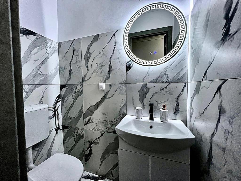Luxor Ultra-Central Apartments Sibiu Eksteriør bilde